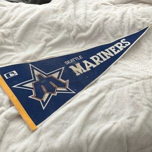 Vintage Seattle Mariners pennant